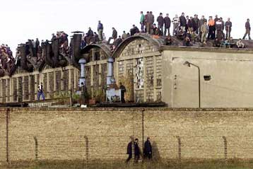 Τη χορήγηση αμνηστίας στους κρατούμενους των σερβικών φυλακών αποφάσισε το Βελιγράδι