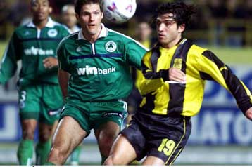 Επανέρχονται Μπασινάς, Γκούμας