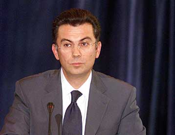 Η κυβέρνηση φοβάται το φως, τρέμει την έρευνα