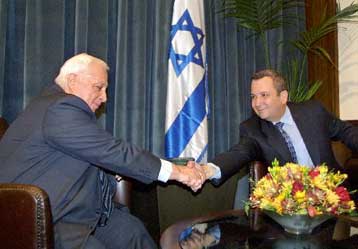 Σχεδόν βέβαιη η συμμετοχή του Σιμόν Πέρες στην κυβέρνηση