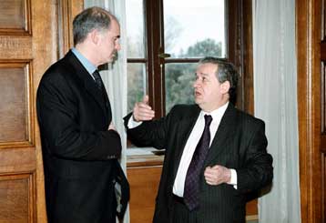 Κάνει λόγο για γκάφα της ελληνικής διπλωματίας