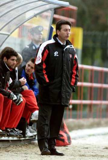 Παρελθόν από τον πάγκο της Παναχαϊκής