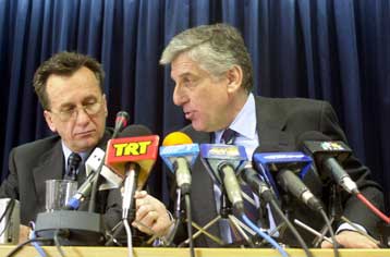 Όχι άλλα κονδύλια στα υπουργεία από τον προϋπολογισμό λέει το ΥΠΕΘΟ