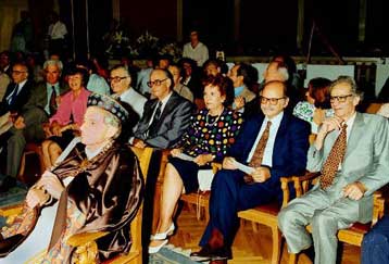 Αποχαιρετισμός στον Ιάνη Ξενάκη