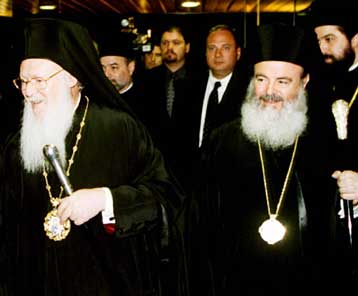 Δεν τορπιλίζουμε τις συνομιλίες με την Εκκλησία της Ελλάδος, δηλώνει κατηγορηματικά το Φανάρι