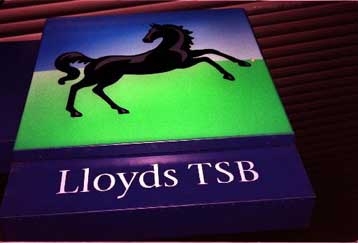 Η Abbey απορρίπτει τη νέα προσφορά της Lloyds