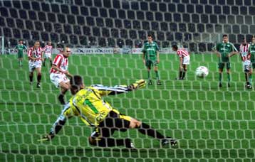 Με 1-0 προηγείται ο Ολυμπιακός του Παναθηναϊκού στο α ημίχρονο