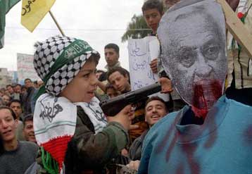 Συνεχίστε την ιντιφάντα, ζητούν από το λαό οι οργανώσεις φανατικών Παλαιστινίων