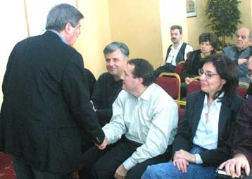 Μέτωπο με την ηγεσία του ΣΥΝ ανοίγει η «ανανεωτική συσπείρωση»