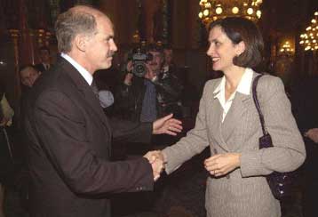 Διμερή και περιφερειακά ζητήματα στη συνάντηση Γ.Παπανδρέου με τη Βουλγάρα ΥΠΕΞ