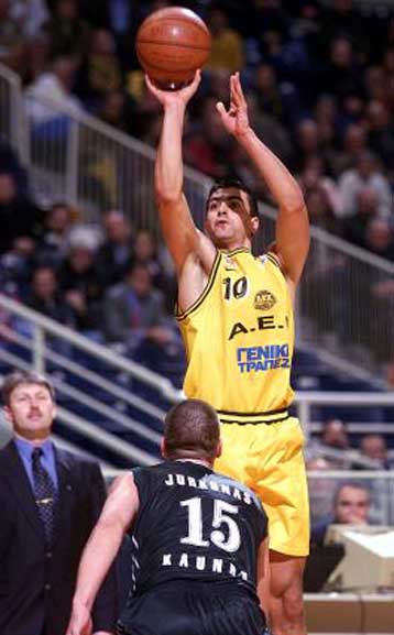 Η ΑΕΚ στο Κάουνας για το 2-0 επί της Ζαλγκίρις