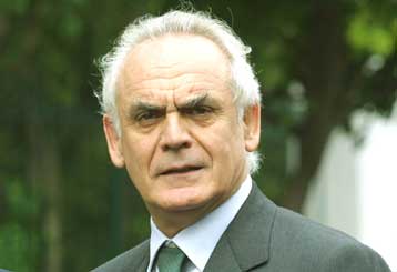 Στο Κοσσυφοπέδιο την Πέμπτη αντιπροσωπεία της Βουλής με επικεφαλής τον Ακη Τσοχατζόπουλο