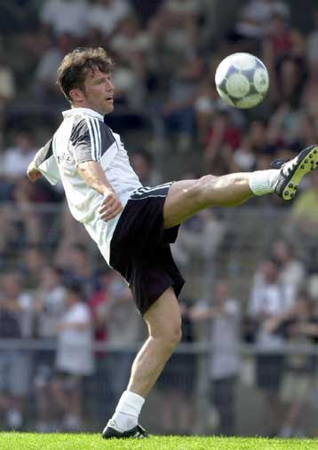 Τα… φώτα του Ματέους αναζητεί η Αϊντραχτ Φρανκφούρτης