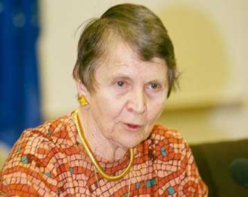 Στην Κύπρο η Ελένη Γλύκατζη – Αρβελέρ