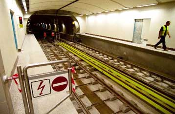 Ημιτελής η έρευνα της Κομισιόν για καταγγελίες σχετικά με το μετρό Θεσσαλονίκης, λέει ο Ευρωπαίος δι