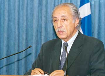 Ο τέως βασιλιάς θα μείνει εκεί που τον τοποθέτησε ο λαός με το δημοψήφισμα του 1974