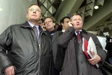 Ο Σιρβέν αναμένεται να καταθέσει στη γερμανική Δικαιοσύνη, λίγες ώρες πριν από την έκδοσή του στη Γα