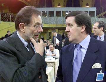 Αποφασιστική απάντηση Ρόμπερτσον προς την Αγκυρα για τα προσκόμματα που προβάλλει στον ευρωστρατό