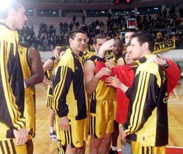 Με αποχή από τον αγώνα κόντρα στο Μαρούσι απειλούν οι παίκτες του Αρη