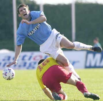 Απέφυγε την παγίδα η ΑΕΚ 2-1 τον Αθηναϊκό στην Αλεξανδρούπολη