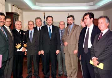 Εντός της εβδομάδας συνάντηση Παπουτσή – εφοπλιστών για τα προβλήματα στην ακτοπλοΐα