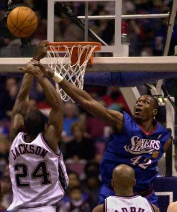 Λόγω… κούρασης ήλθε η έκτη εκτός έδρας ήττα για Φιλαδέλφεια