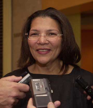 Η Ανίτα ντε Φραντζ ανακοίνωσε την υποψηφιότητά της για την προεδρία της ΔΟΕ