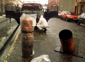 Δύο τραυματίες από έκρηξη στη Βόρειο Ιρλανδία