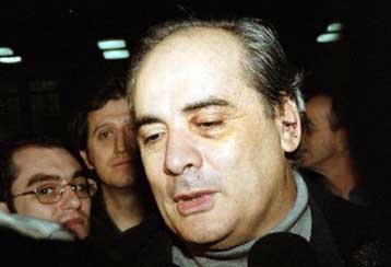 Μικρόψυχοι όσοι αφήνουν υπονοούμενα για τα κίνητρα της επίθεσης εναντίον μου, δηλώνει ο Β.Μιχαλολιάκ