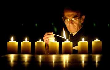 Επικίνδυνα ενδεχομένως τα κεριά που περιέχουν μέταλλα στο φιτίλι τους