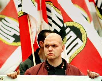 Στα χέρια της ολλανδικής αστυνομίας ο νεοναζί που είχε επιτεθεί σε Έλληνα στο Μόναχο