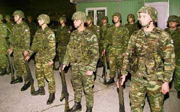 Η σύρραξη Ελλάδας – Τουρκίας αποφεύχθηκε με την ένταξή τους στο ΝΑΤΟ, υποστηρίζει Αμερικανός γερουσι