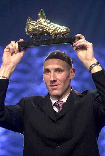 Πλώρη για τίτλο έβαλε η Αντερλεχτ με το 4-0 στο Σαρλερουά