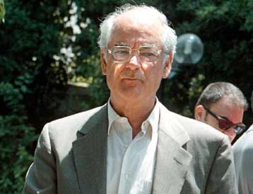 Πρόταση στη Βουλή για την ανακήρυξη του 2001 σε Έτος της Ελληνίδας της Διασποράς