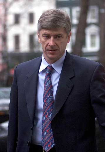 Δικαιώθηκε ο Βενγκέρ και κάθεται ελεύθερα στον πάγκο της Αρσεναλ