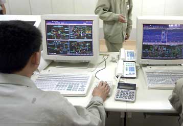 Και οι δύο σύζυγοι δικαιούνται το οικογενειακό επίδομα, έκρινε σε διάσκεψη το ΑΕΔ