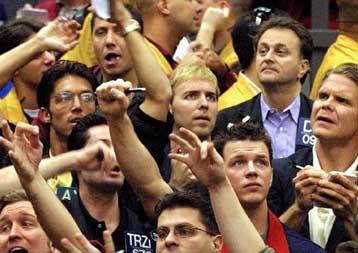 Υποτονική η έναρξη της συνεδρίασης της Πέμπτης στη Γουόλ Στριτ