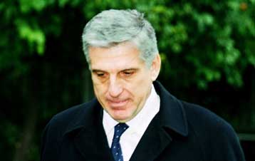 Μήνυση κατά του Γ.Παπαντωνίου από βουλευτή της ΝΔ – Τον κατηγορεί για εξαπάτηση πολιτών στο χρηματισ