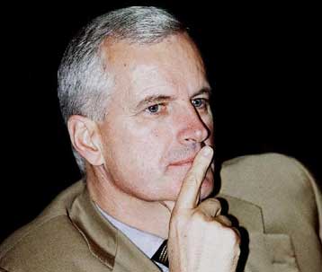 Αισιόδοξα μηνύματα για το πακέτο Σαντέρ από το Μισέλ Μπαρνιέ