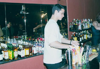 SOS από την ΠΟΥ για υπερκατανάλωση αλκοόλ στην Ευρώπη