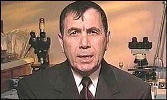 Δρ Πάνος Ζαβός: Κλωνοποίηση και για εμμηνοπαυσικές – όχι για ομοφυλόφιλους