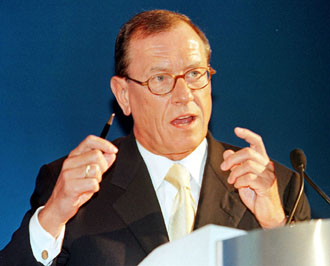 Στο μάτι του κυκλώνα ο Jurgen Schrempp