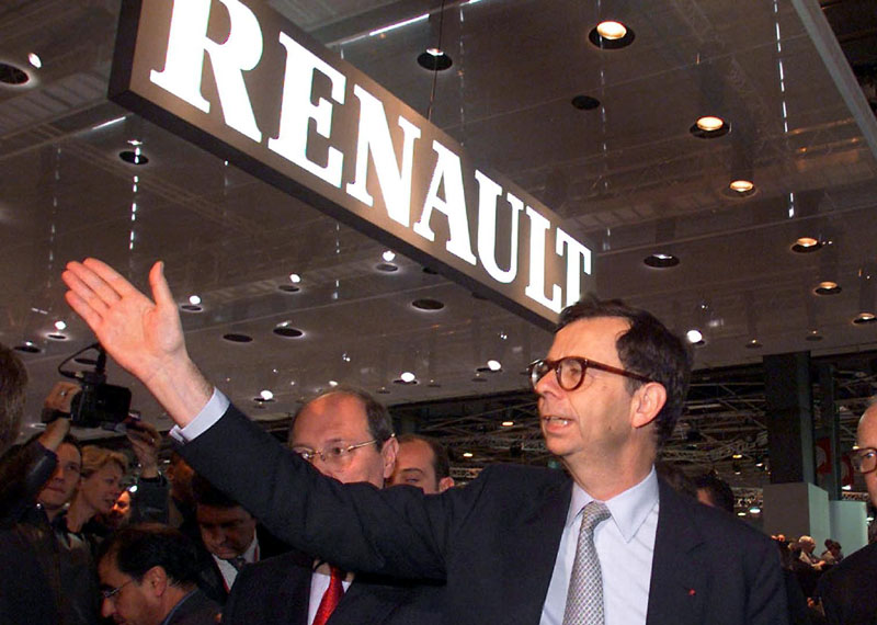 Αυξημένα κέρδη για τη Renault το 2000