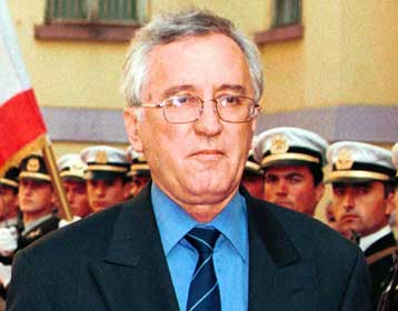 Η κρίση στην ΠΓΔΜ απασχόλησε τους υπουργούς Αμυνας Ελλάδας – Αλβανίας