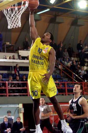 Για πρώτη φορά στην Α1 19 νίκες το Περιστέρι μετά το 94-70 επί του Μίλωνα