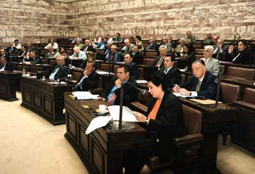 Υπολειτουργούμε γιατί δεν μας αναγνωρίζουν