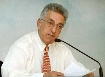 Zητά εξηγήσεις για την καταλληλότητα των ελικοπτέρων