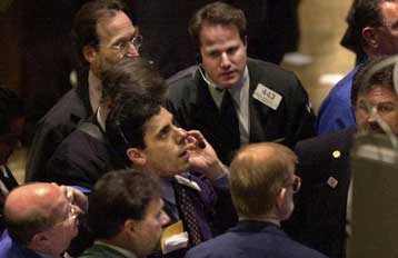 Απώλειες για Nasdaq, οριακή άνοδος για Dow Jones την Πέμπτη