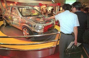 Στην περικοπή 11.500 θέσεων εργασίας προχωρά η εταιρεία ανταλλακτικών