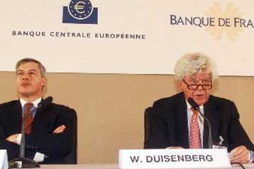 H EΚΤ διατήρησε αμετάβλητο το βασικό επιτόκιο παρέμβασης την Πέμπτη